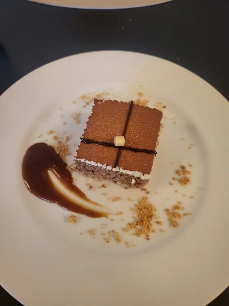 Robert Knecht_Café-restaurante CaixaForum Madrid Singularis_Forua_review