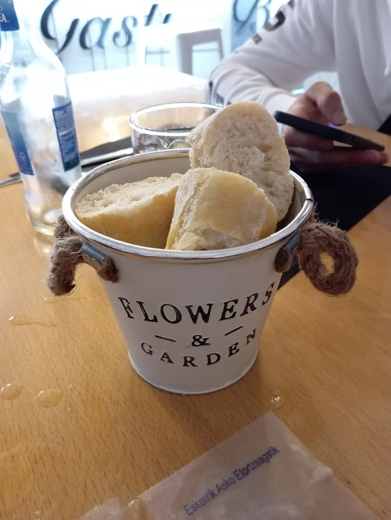 Menu_Com&cop_Derio_image_7