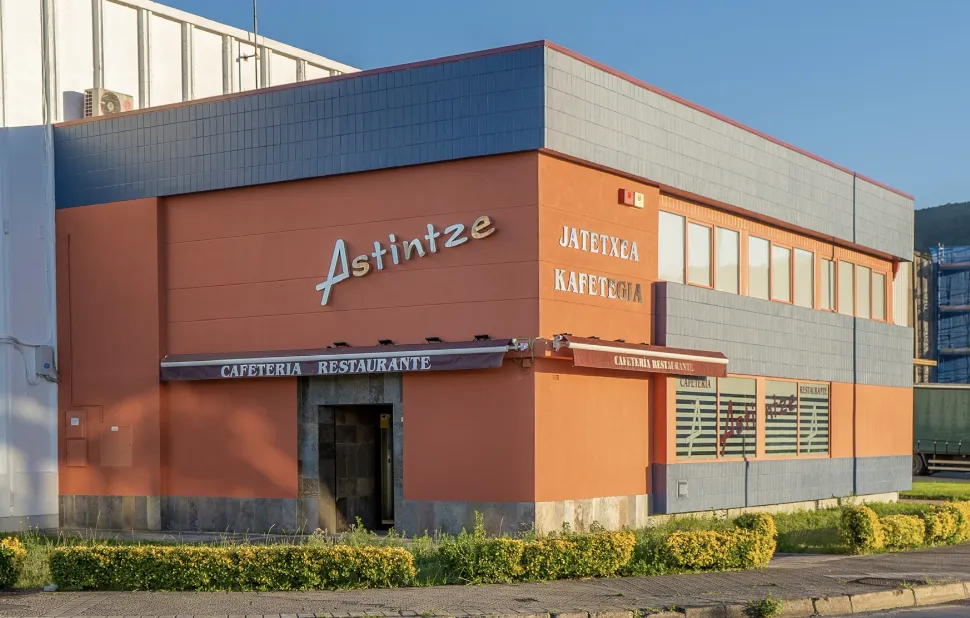 Restaurante Astintze_Derio_slider_image_1