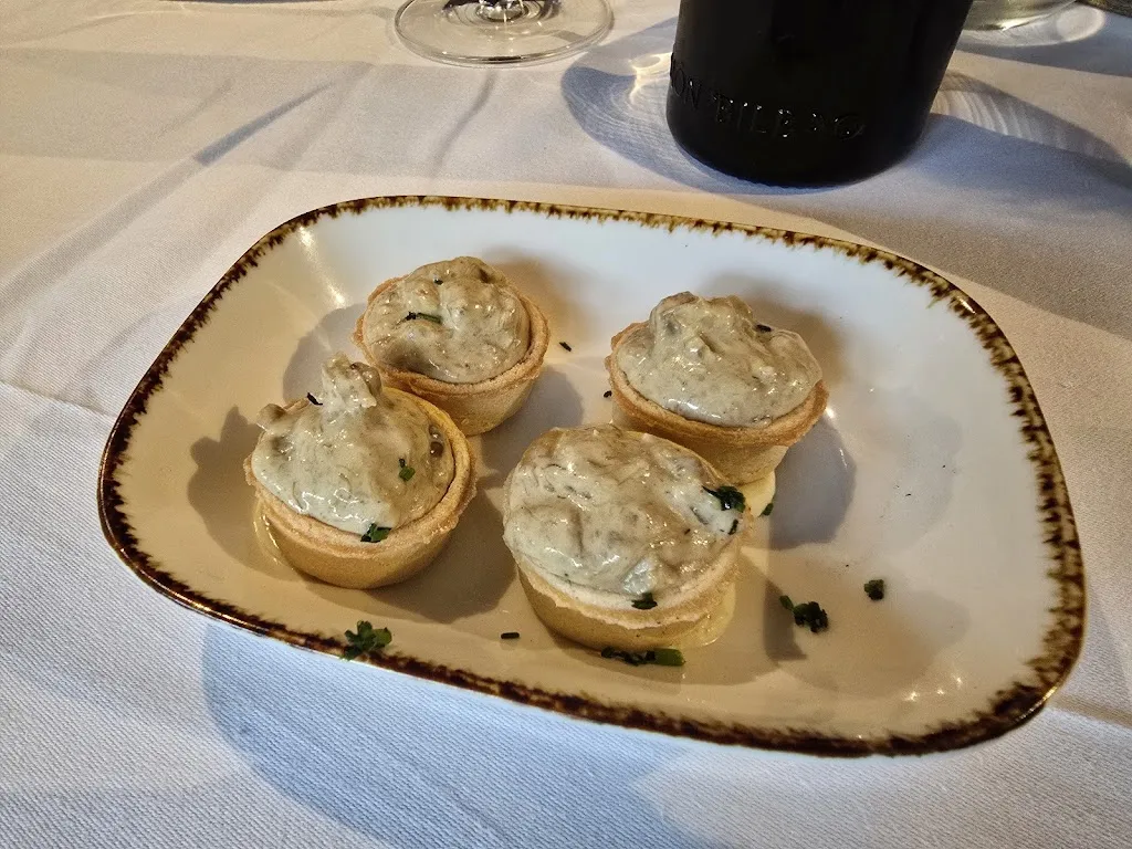 Imanol Garrido_Baserri Antzokia_Derio_review