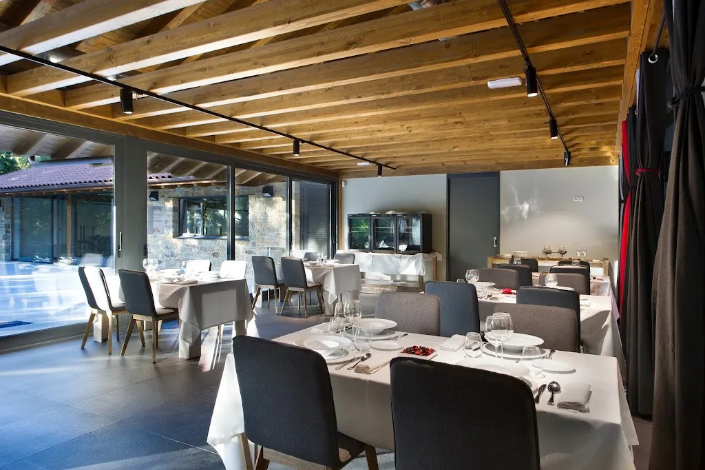 Baserri Antzokia restaurant in Derio