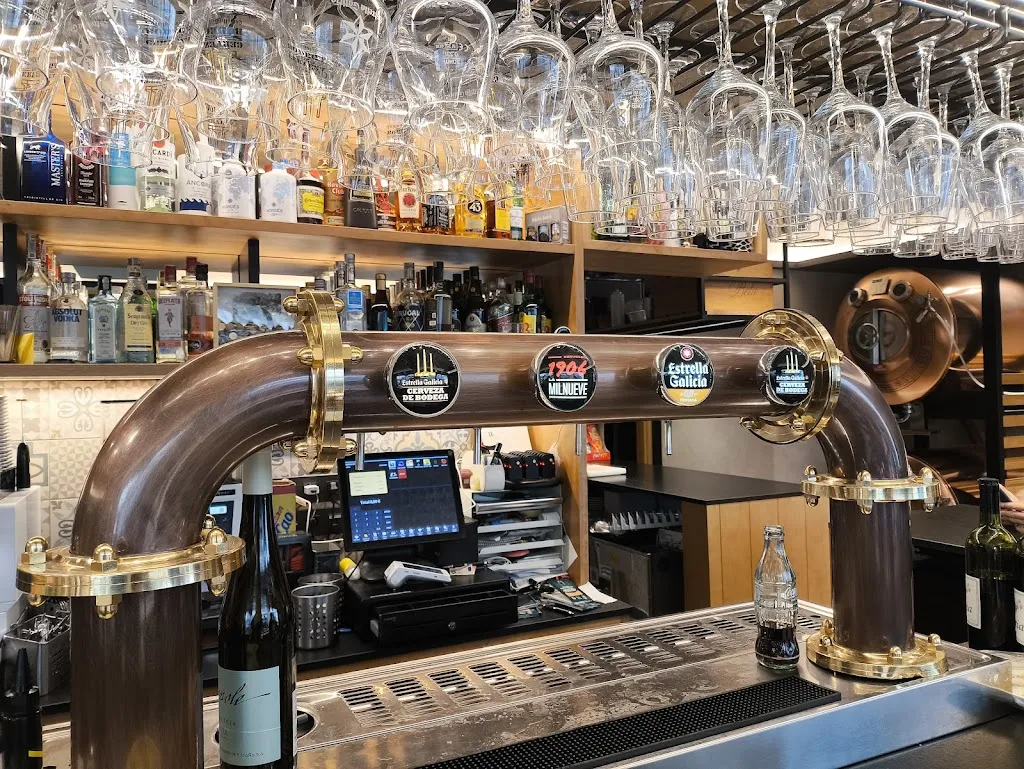 UMORE ONA Derio restaurant in Derio