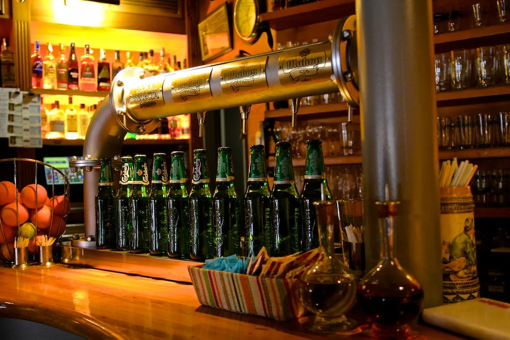 Devons tavern_Derio_slider_image_1