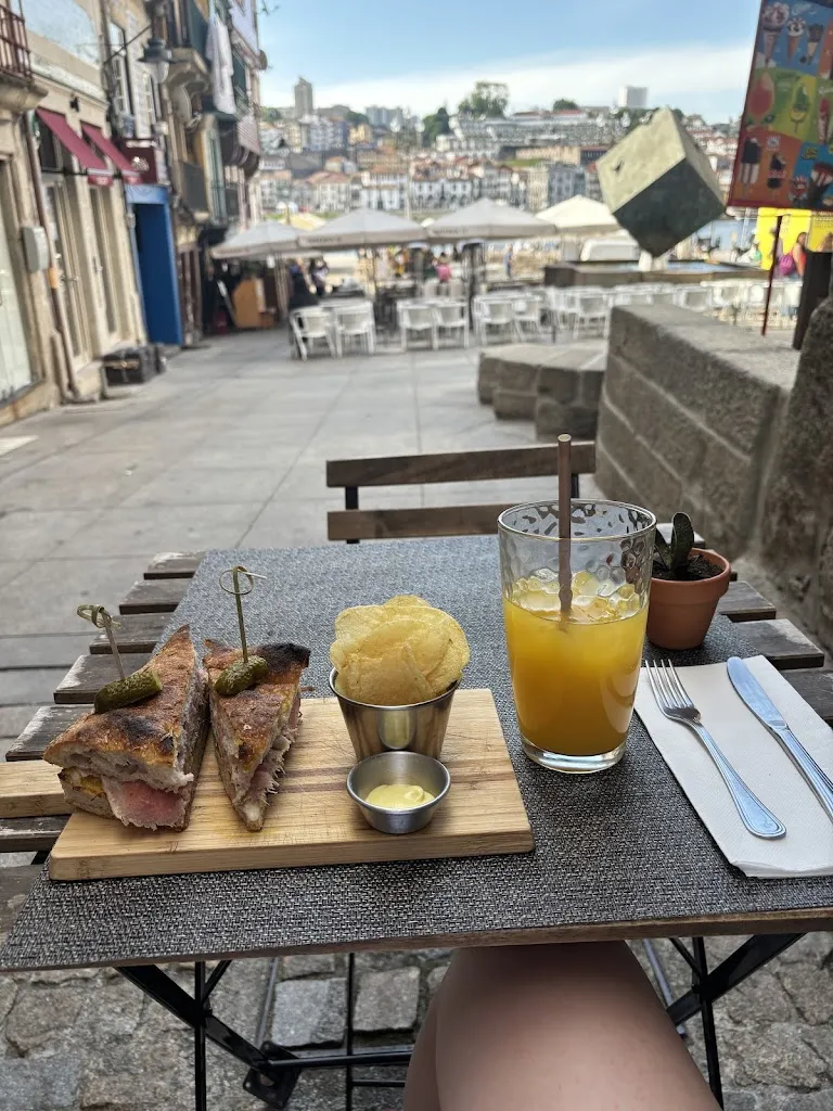 Sona Tigranyan_Bite_Ribeira_review