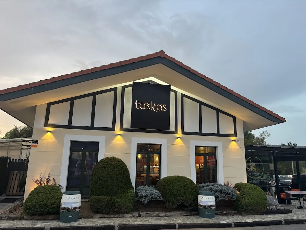 Villa Canonico restaurant in Baselice