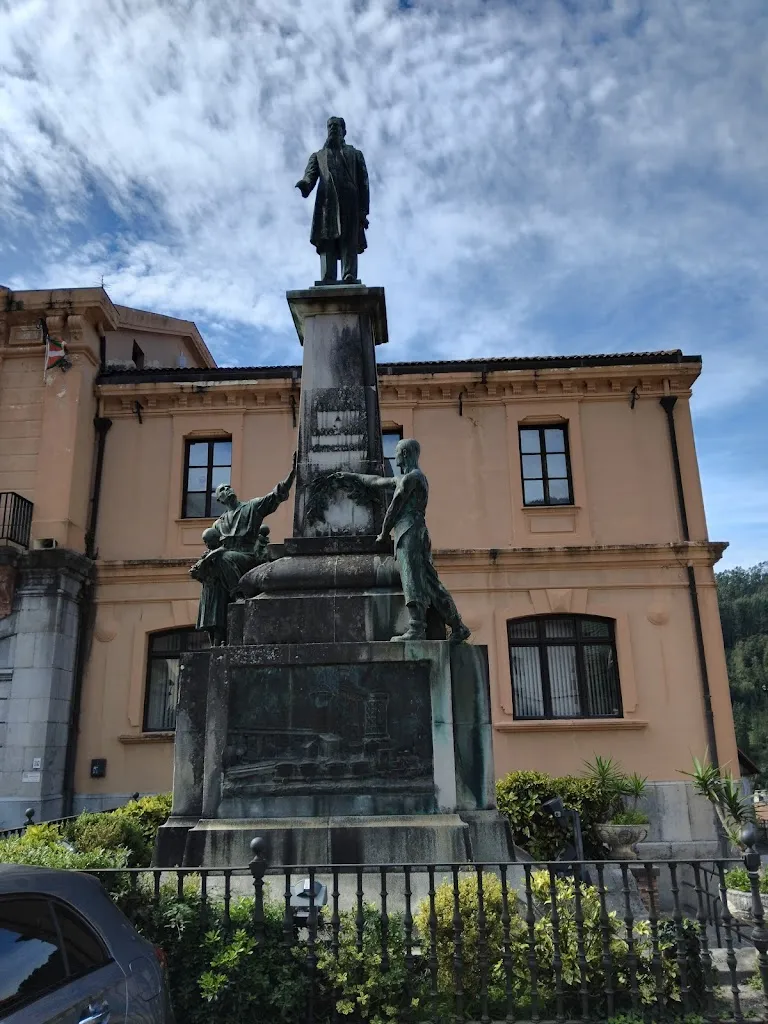 Batzoki Galdames_Galdames_slider_image_3