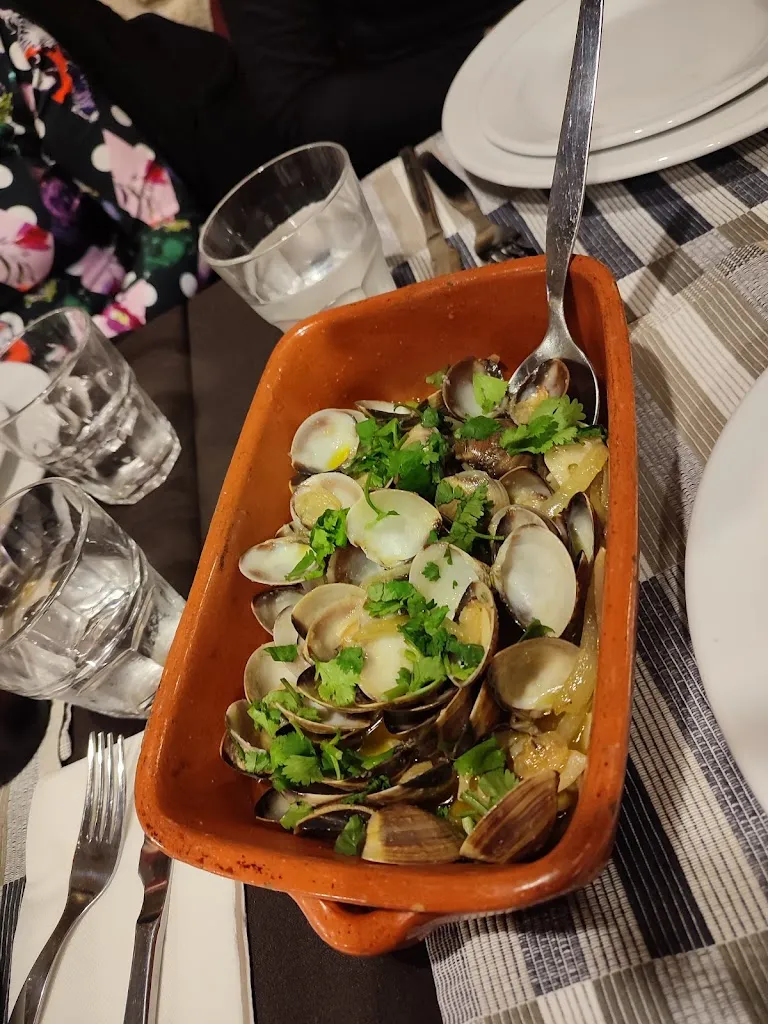 Menü_Adega Dona Antónia_Ribeira_Bild_7