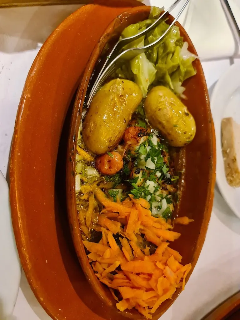 Dori M._Ora Viva_Ribeira_review