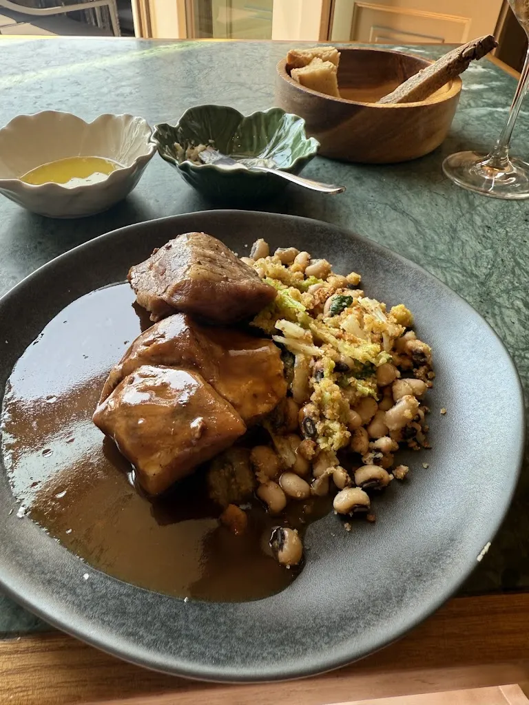 Siddharth Sinha_Restaurante Casario_Ribeira_review