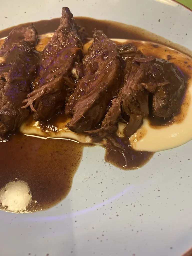 SAGARRA Gastro Pub_Ermua_slider_image_2