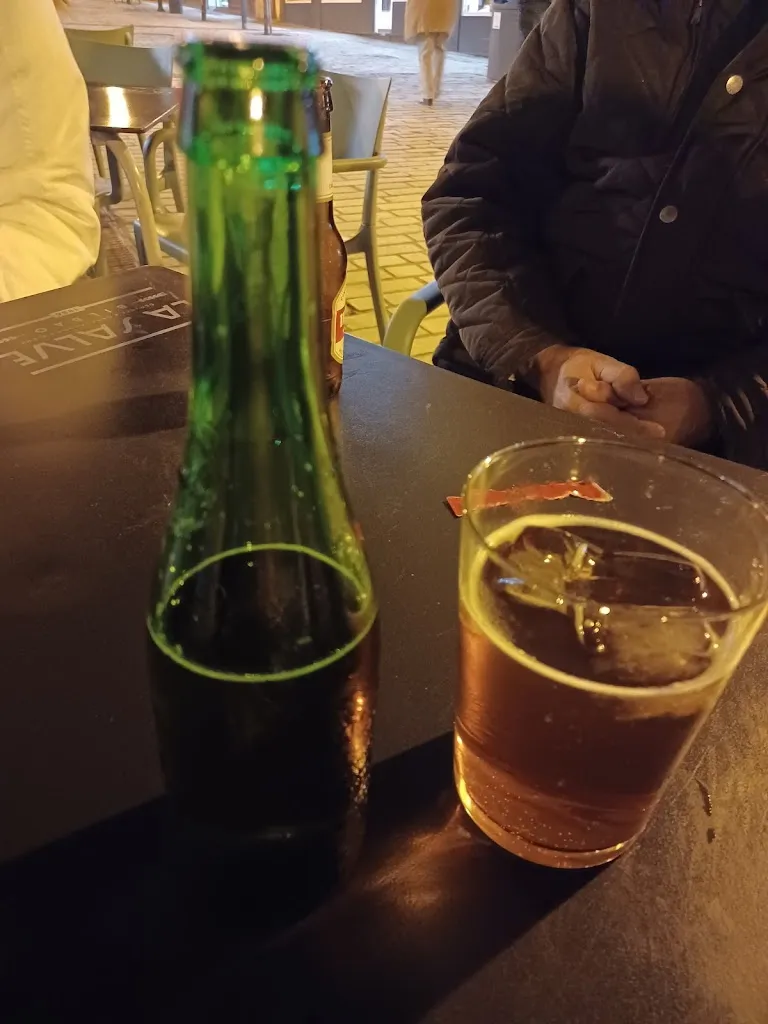 Miguel Martínez_Bar Zutabe_Ermua_review