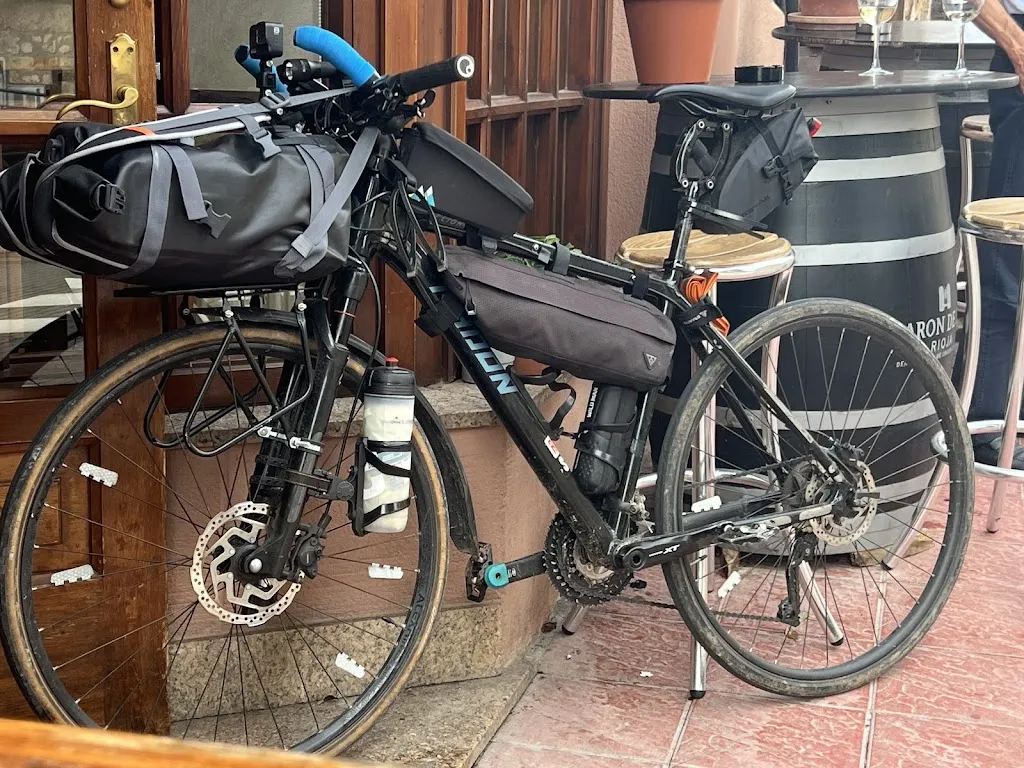 Salty Light Media_Ibarrangeluko batzokia_Ibarrangelu_review