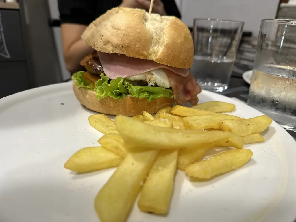 Mikel Barandiaran_CAFETERIA EL FRONTON_Güeñes_review