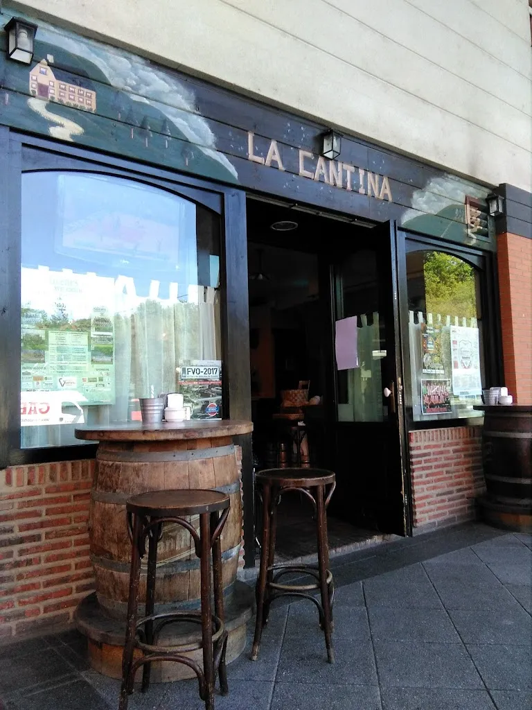 LA CANTINA restaurant in Güeñes