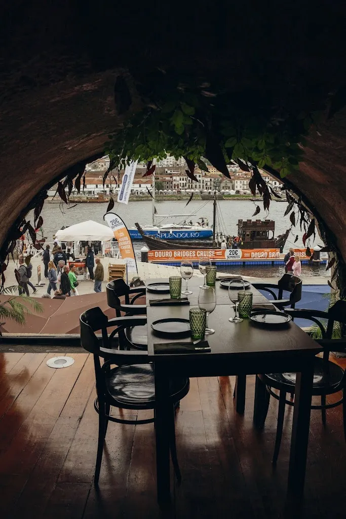 Restaurante Mercearia restaurant in Ribeira