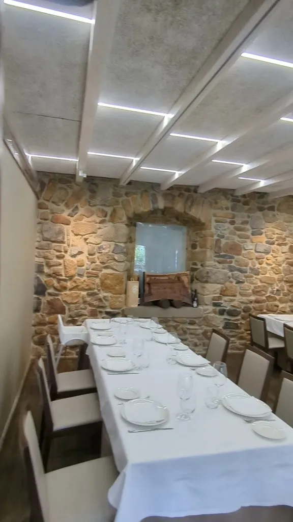 Evan Kuo (Taiwanese in Madrid)_Casa Garras_Karrantza Harana/Valle de Carranza_review