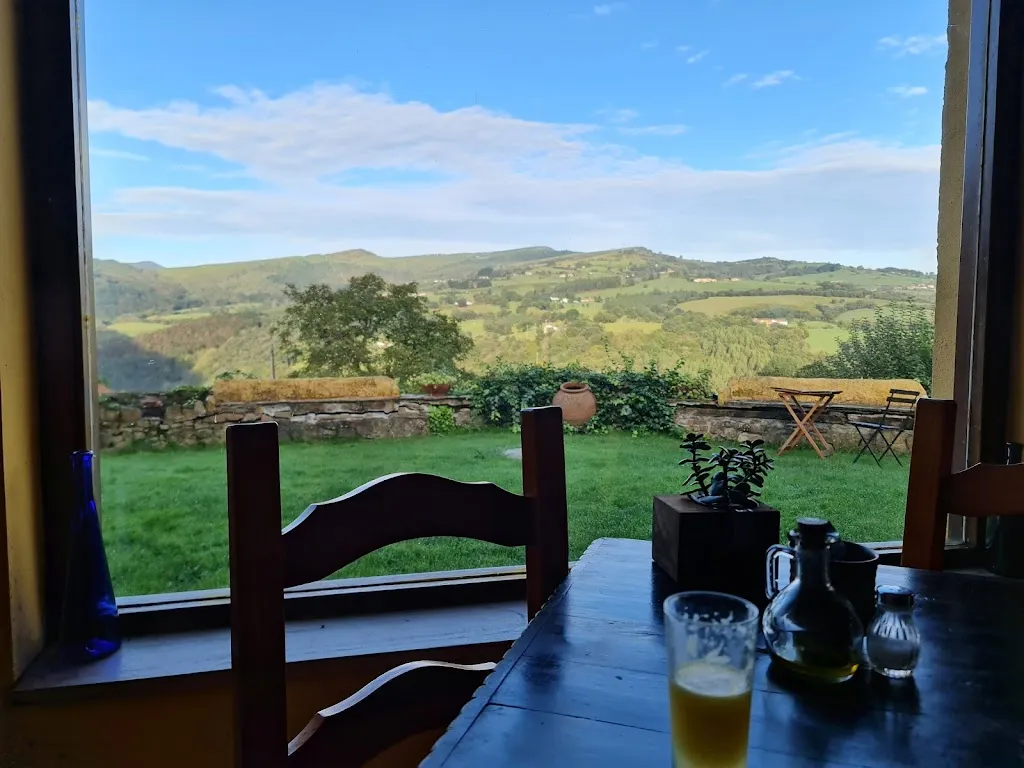 Malcolm McFa_Gailurretan_Karrantza Harana/Valle de Carranza_review