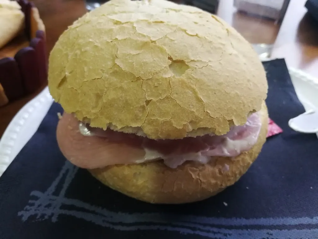 La Farmacia Plaza Alemania Zamora_Bar erpeak_Karrantza Harana/Valle de Carranza_review