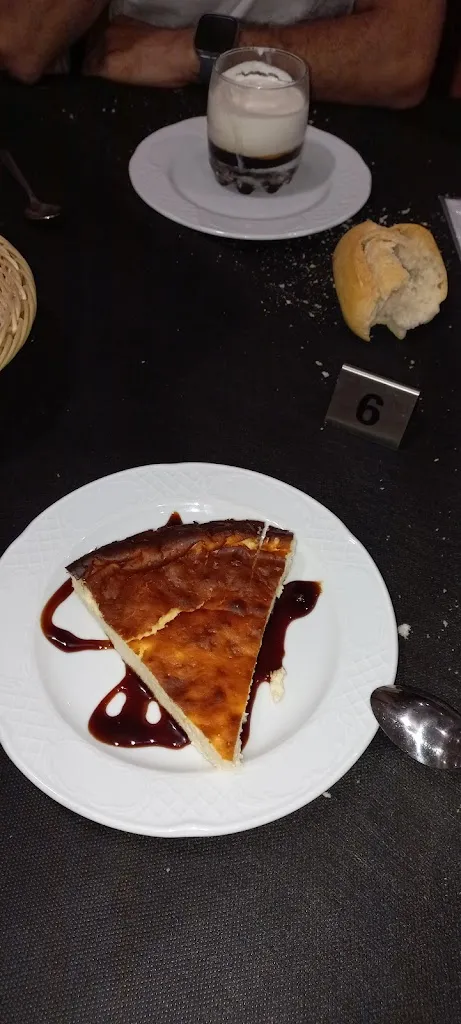 Izaskun_Bar Felipe_Karrantza Harana/Valle de Carranza_recensione