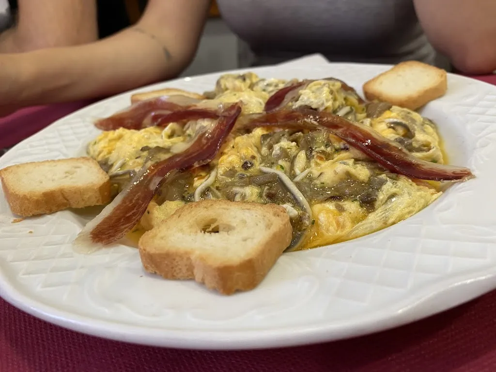 Kepa Enso_Gorlizko Batzokia_Gorliz_review