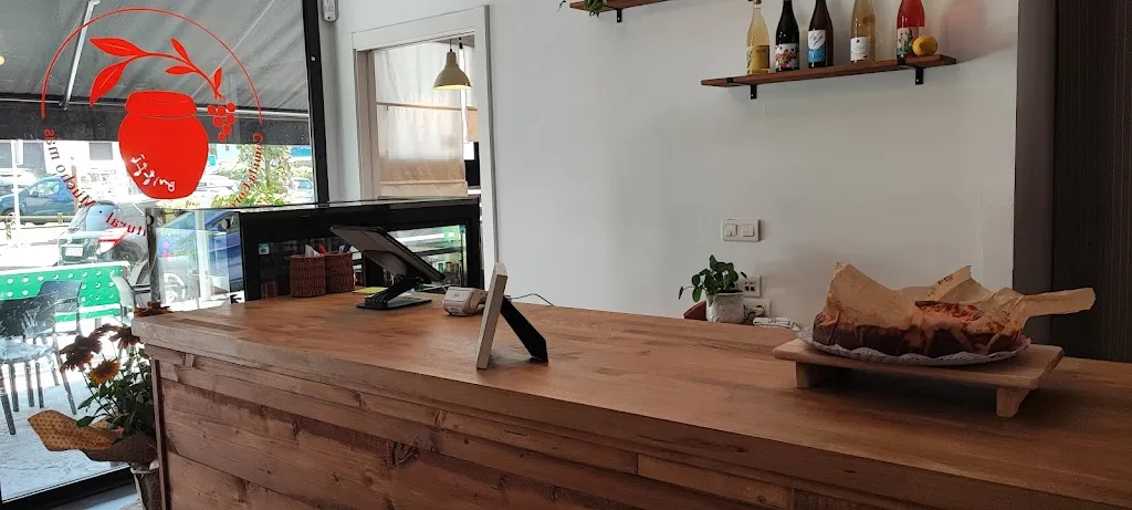 Onggi Plentzia restaurant in Gorliz