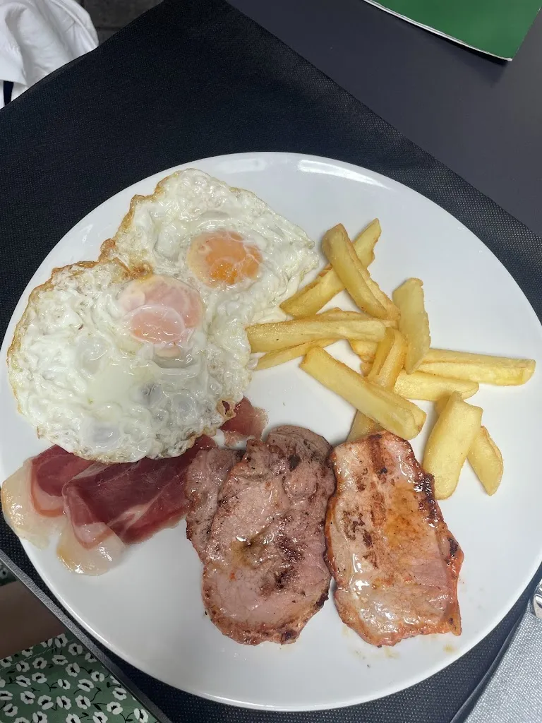 Menu_Cuatro y Medio_Gernika-Lumo_image_8