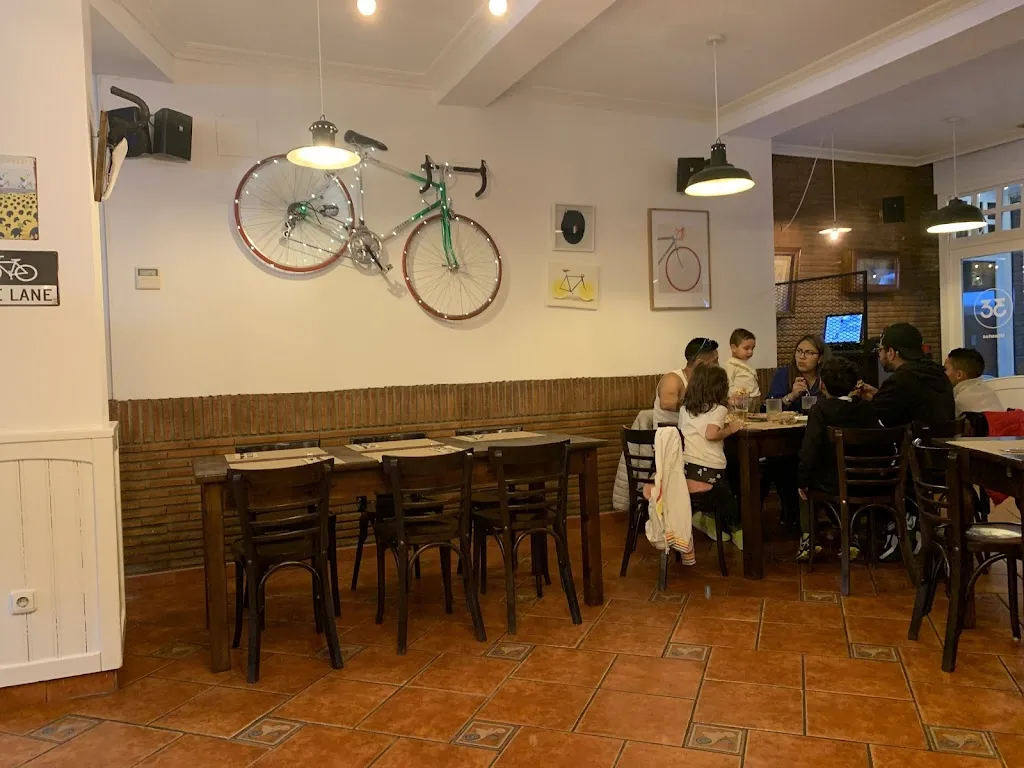 33 Restaurante restaurant in Gernika-Lumo