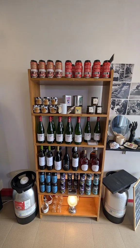 LIBERA: Basque Craft Beer & Handmade Sport, Urban & Street Wear_Gernika-Lumo_slider_image_2