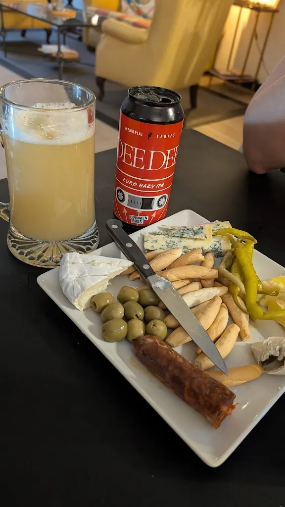 LIBERA: Basque Craft Beer & Handmade Sport, Urban & Street Wear_Gernika-Lumo_slider_image_3