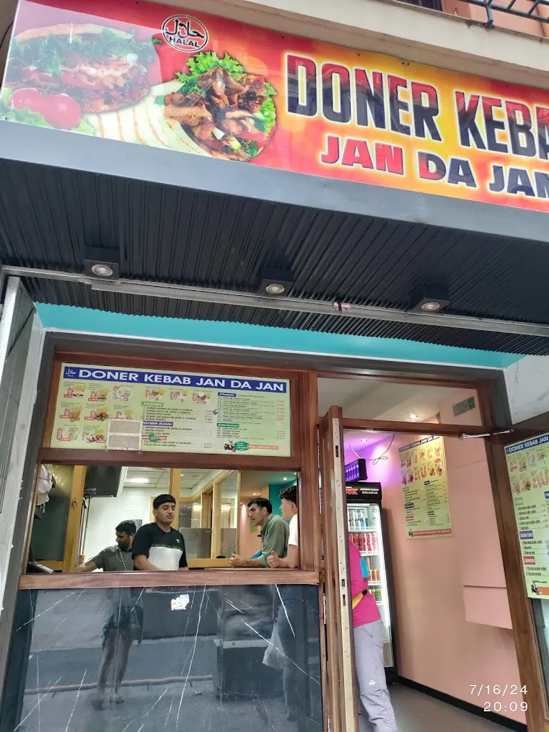 Sophia Shepard_Restaurante Kebab Jan Da Jan_Gernika-Lumo_review