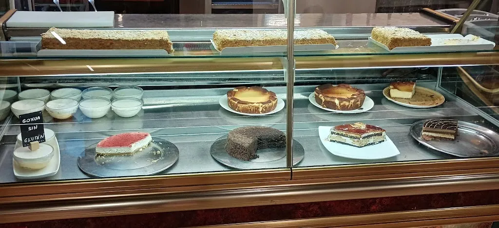 John Kutasz_Urizar Erretegia Garagardotegia_Lemoiz_review