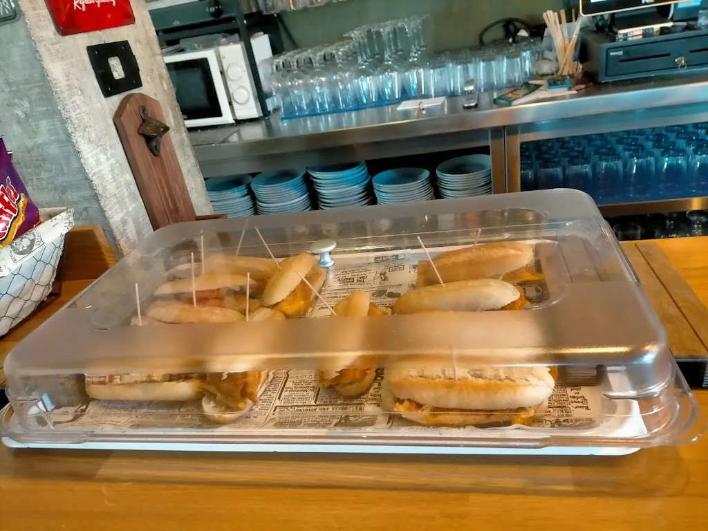 Aitabitxi Taberna Lemoiz restaurant in Lemoiz