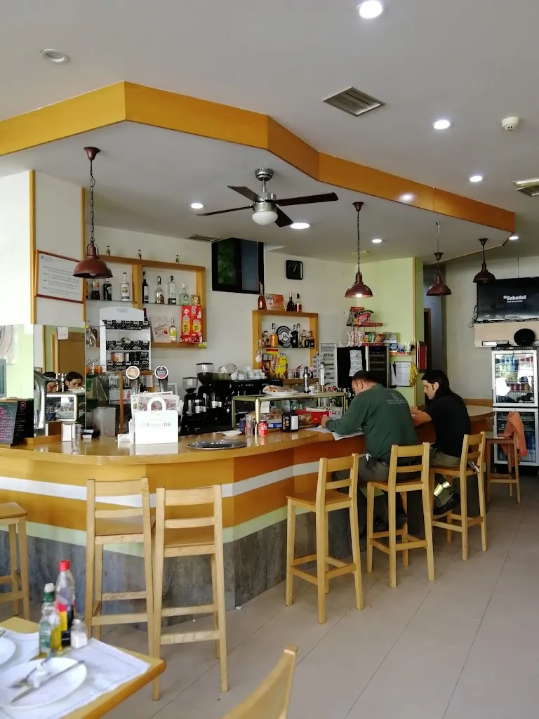 Mel Octavia_Cafetería chacala_Arzúa_review