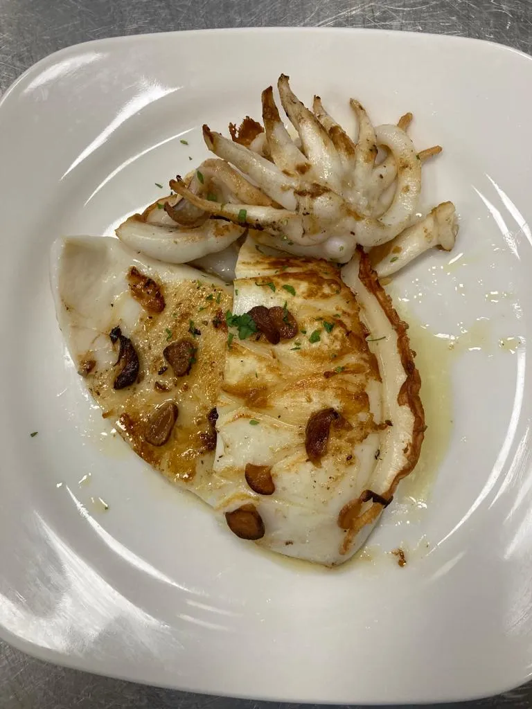 Mikel Villanueva_Batzoki de Loiu_Loiu_review