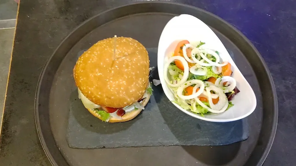 Cafe Kundera_Lezama_slider_image_2