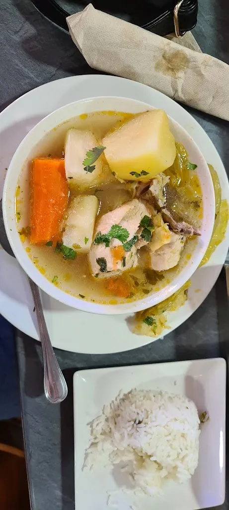 Menu_Bar Catracho Lezama_Lezama_image_3