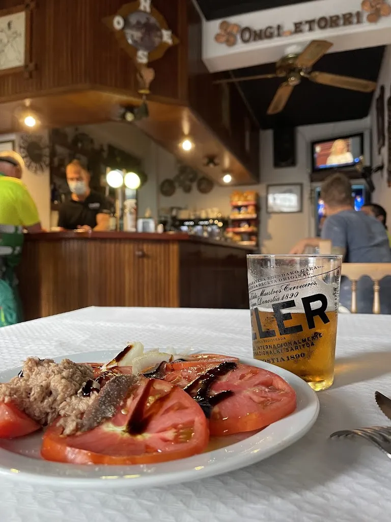 Jodi Hanson_Zigoun Bar_Lezama_review