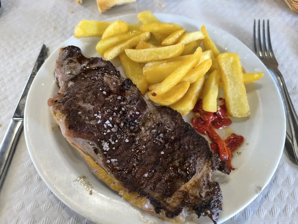 Zigoun Bar_Lezama_slider_image_2