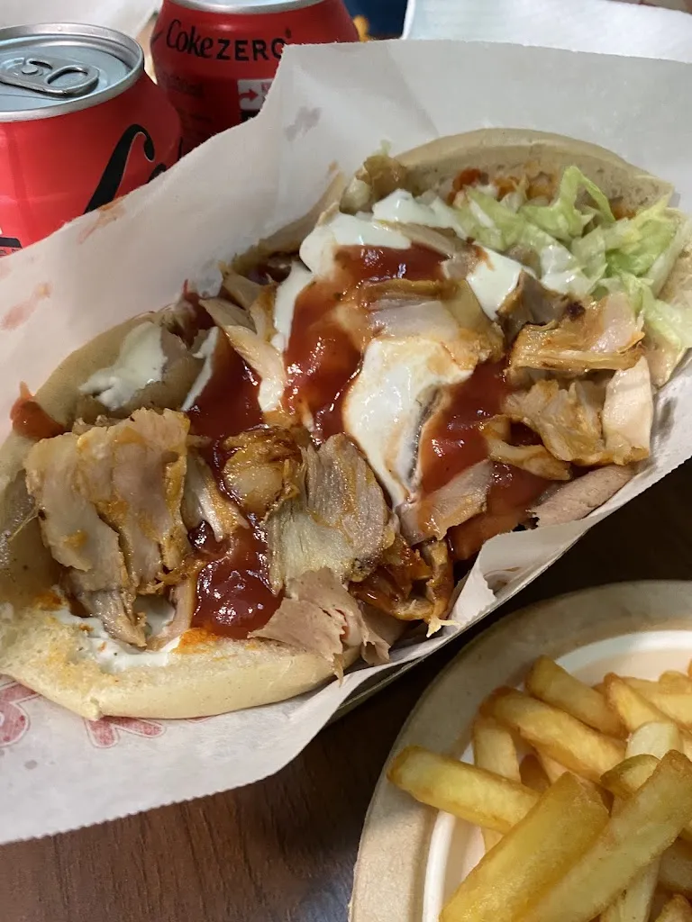 Mia Sašek_Markina Kebabs_Markina-Xemein_review