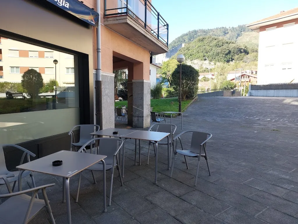 OPELA koop_Markina-Xemein_slider_image_1