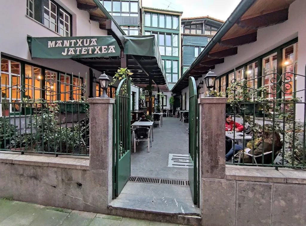 Mantxua jatetxea ristorante a Mendexa