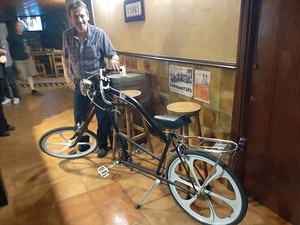 Juanmi_TXORI Taberna_Munitibar-Arbatzegi Gerrikaitz_recensione