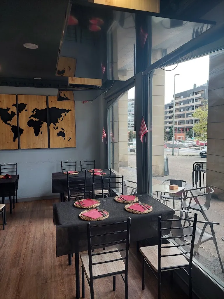 Anna Radzikowska_AlexandersBerria Leioa _Leioa_review