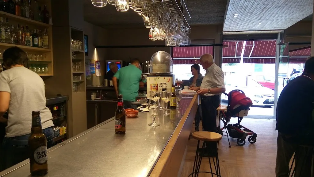 Augusto Castiñeira_O Barranco_Touro_review