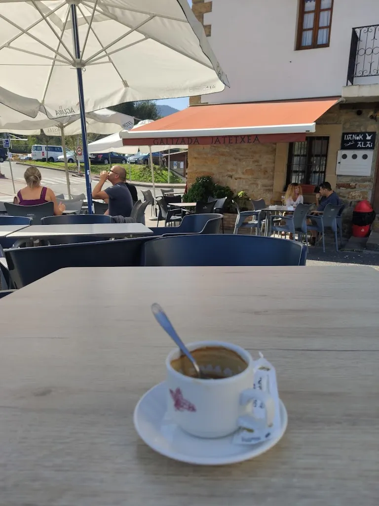 Aitor Hurtado Osoro_Taberna Galtzada_Muxika_recensione