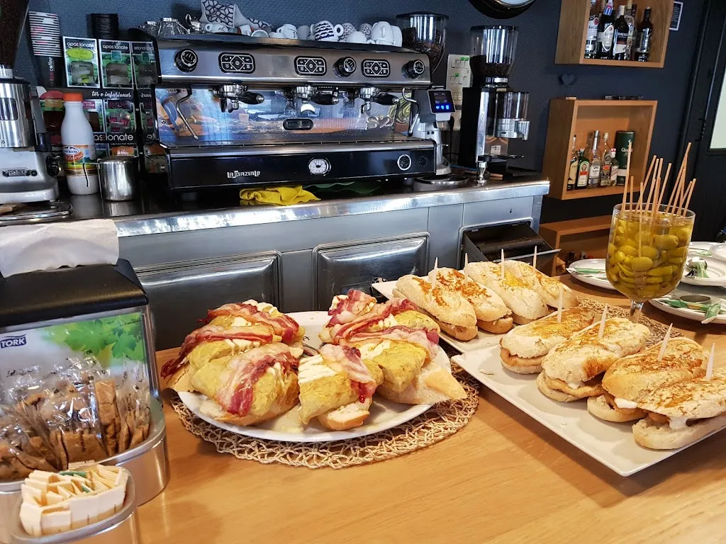 Bar restaurante Txomin_Orozko_slider_image_3