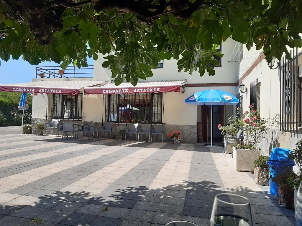 Zakoneta Jatetxea restaurant in Mungia