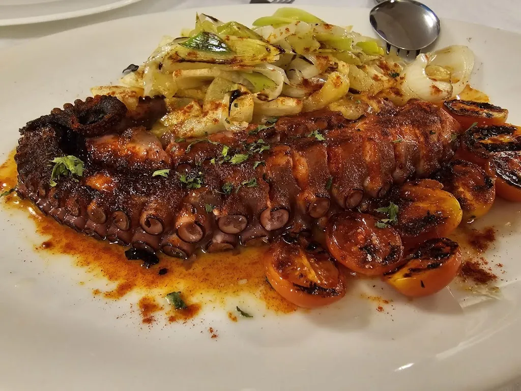 MESON ARROPAIN_Lekeitio_slider_image_3