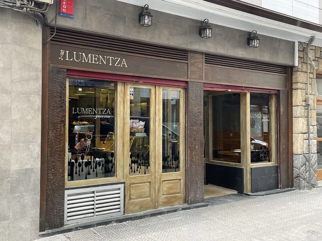 Lumentza taberna restaurant in Lekeitio