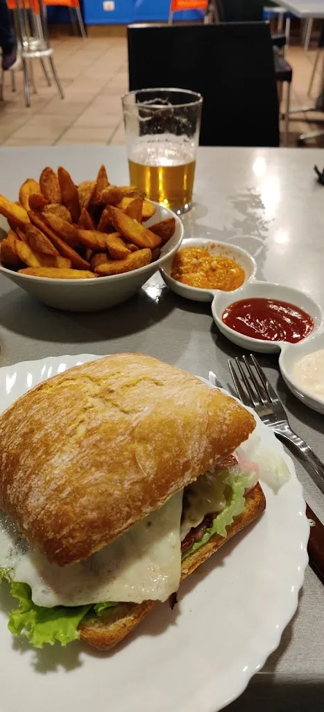 Wellington Maidana (MaidanaWS)_Galarrena taberna_Lekeitio_recensione